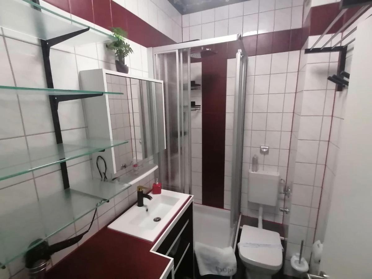 Best-Preis -Gold Suite- Mit Netflix, Self-Check-In, Ebike Ladestation, Fahrradraum, Wlan, Netflix Und Massagesessel - Direkt Am Elberadweg Im Herzen Von Wittenberge Dış mekan fotoğraf