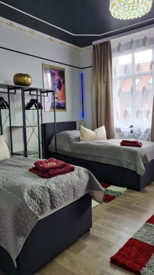 Best-Preis -Gold Suite- Mit Netflix, Self-Check-In, Ebike Ladestation, Fahrradraum, Wlan, Netflix Und Massagesessel - Direkt Am Elberadweg Im Herzen Von Wittenberge Dış mekan fotoğraf