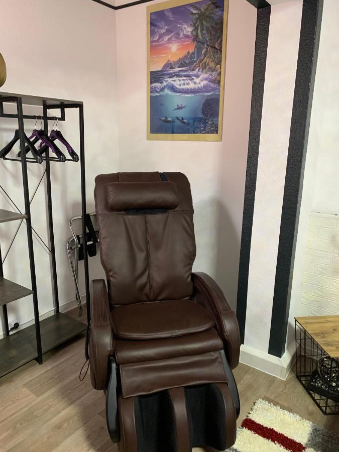 Best-Preis -Gold Suite- Mit Netflix, Self-Check-In, Ebike Ladestation, Fahrradraum, Wlan, Netflix Und Massagesessel - Direkt Am Elberadweg Im Herzen Von Wittenberge Dış mekan fotoğraf